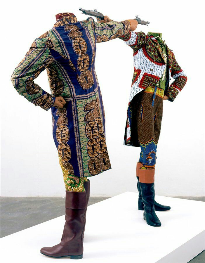 Il dandy Yinka  Shonibare: se la società non mi vuole, io la&nbsp;rifiuto